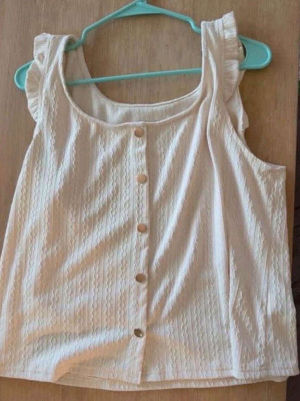 Women’s Cream Button-Front Detail Ruffle Strap Tank Top